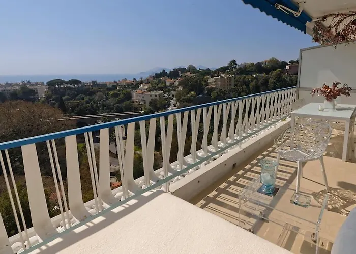 Cannes Vue Mer